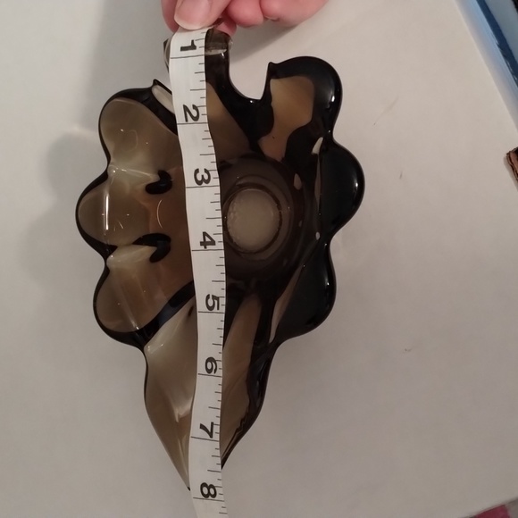 Vintage Leaf Ashtray - Picture 7 of 7